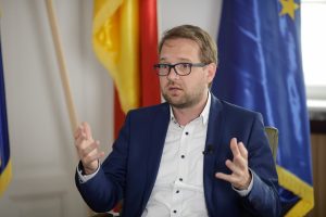 Dominic Fritz și-a retras candidatura la șefia USR: NU are cetățenia română! – 60m.ro