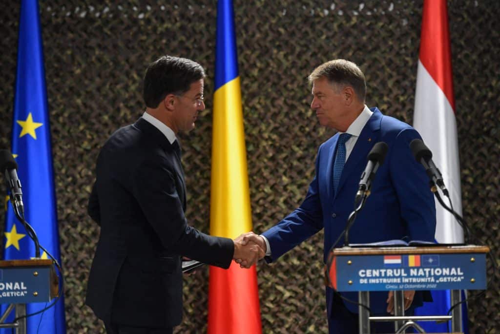 Slovacia l-ar fi preferat pe Klaus Iohannis la conducerea NATO, dar îl susține pe Mark Rutte. A avut loc o discuție finală