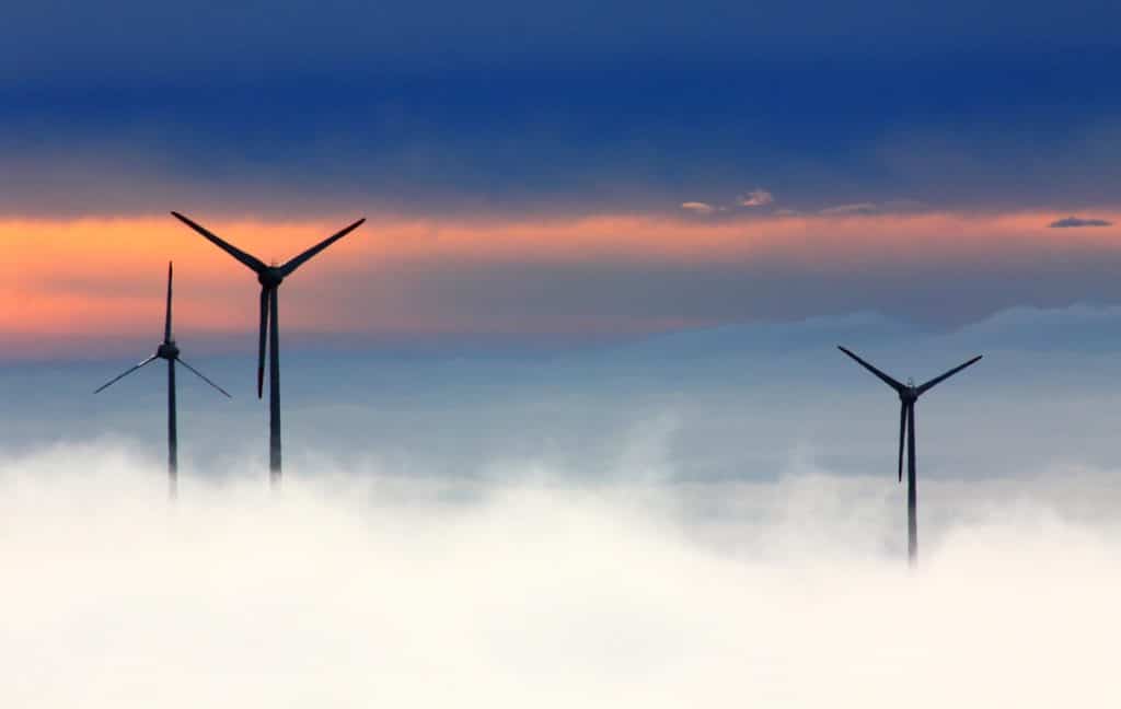 Două treimi din proiectele de energie regenerabilă ale UK nu trec de faza planificării
