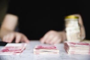 Pericolul de 91 de trilioane de dolari ce amenință pe toată lumea. Avertismentul dur dat de economiști