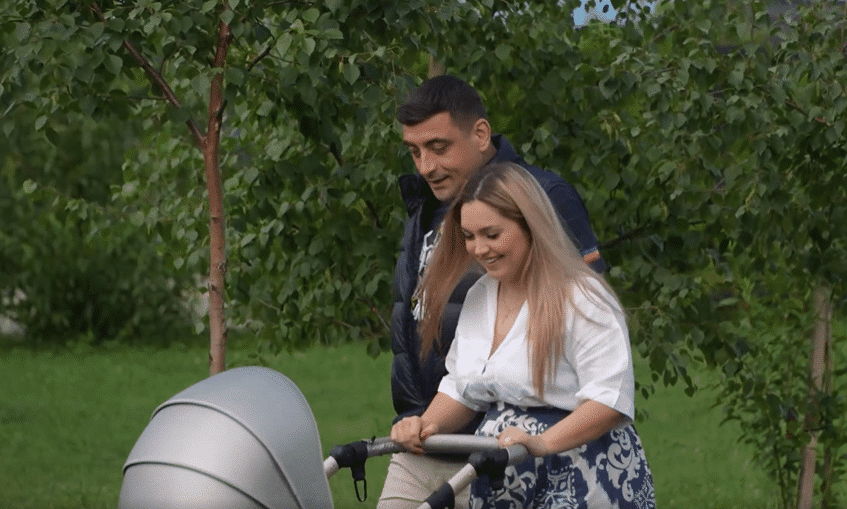 Primul interviu al președintelui AUR din postura de tătic! Ilinca Simion, mesaj pentru tineri: „Să facă copii pentru că asta este adevărata bucurie” – 60m.ro