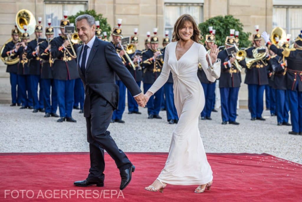 Fosta Primă Doamnă a Franței, Carla Bruni-Sarkozy, pusă sub acuzare şi sub control judiciar în dosarul finanțării ilegale a campaniei prezidențiale din 2007 