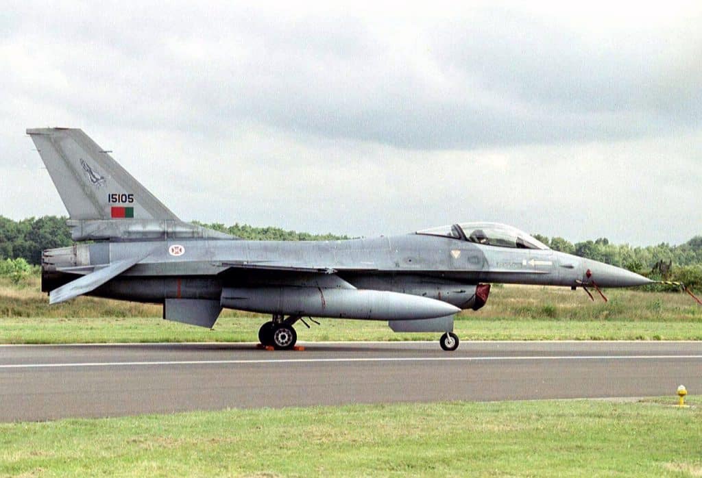 Kuleba anunță că avioanele F-16 operează deja pe cerul Ucrainei