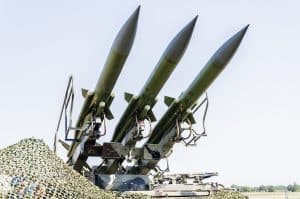 Polonia intenționează să distrugă rachete rusești deasupra Ucrainei