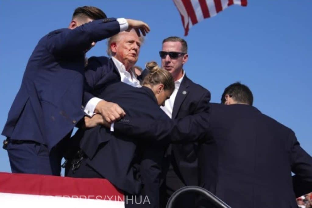 Suporterii lui Trump se opun restricțiilor pentru arme și după atentatul de asasinare