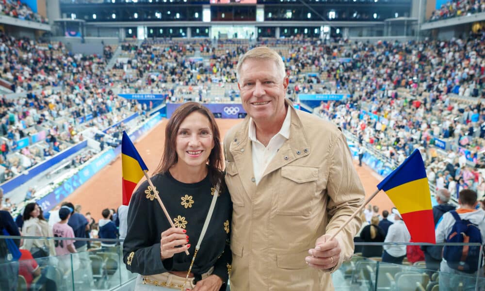 Concediu la Paris: Familia Iohannis, în tribune, la meciurile sportivilor români – 60m.ro