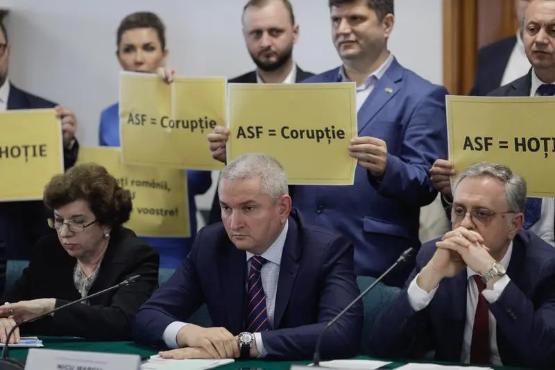 AUR protestează la ASF împotriva majorării RCA: Românii plătesc lăcomia politicienilor – 60m.ro