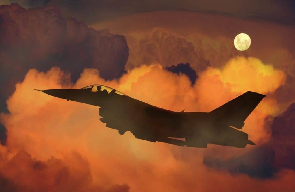 Rusia declară război avioanelor F-16 livrate Ucrainei: Vor fi doborâte!
