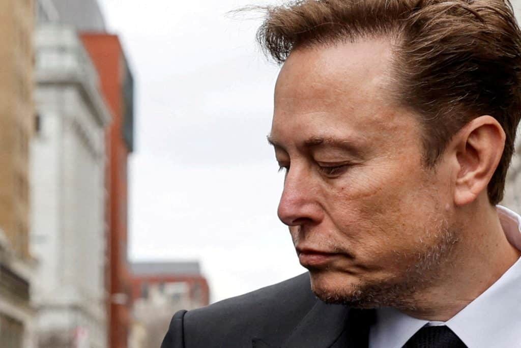 „Războiul civil este inevitabil” în Regatul Unit: Elon Musk continuă disputa online cu prim-ministrul britanic