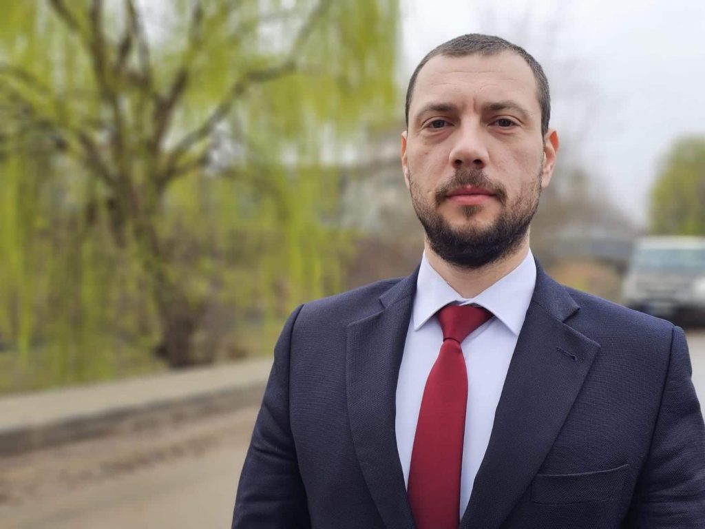 Silviu Oancea (AUR): PSD și PNL fură de la săraci și dă la bogați! Asta-i noua lege a pensiilor – 60m.ro