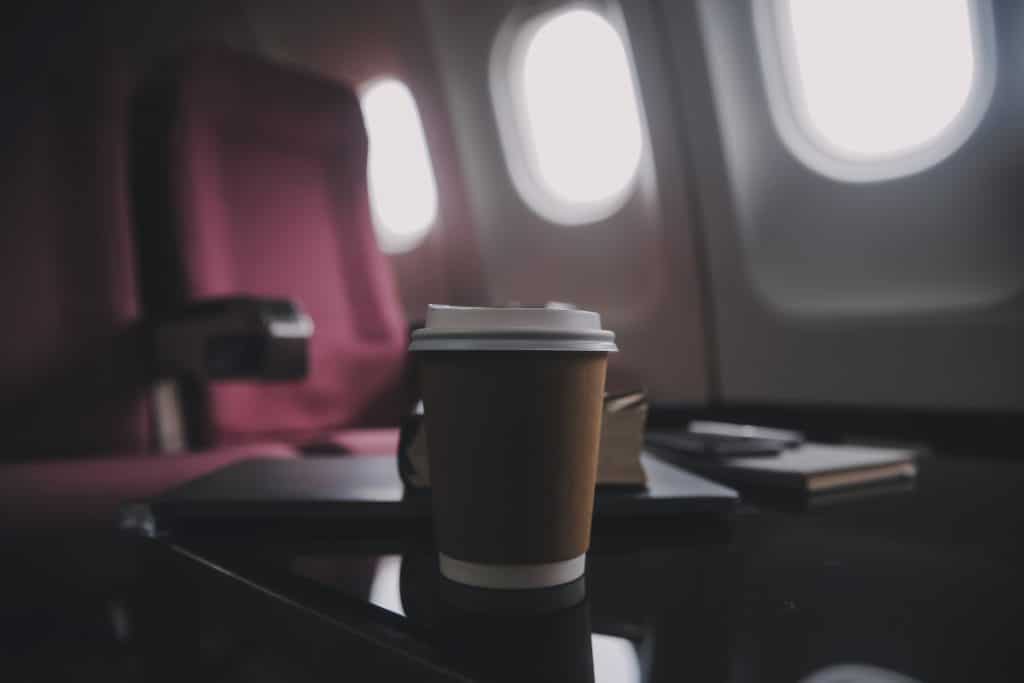 O companie îi oferă noului CEO un avion pentru a ajunge la sediu, aflat la circa 1600 de km de locuința sa