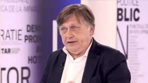 Crin Antonescu: Nu am cum să dau votul către PNL / Cât de idioți își cred votanții să le spună că au luat PSD la guvernare ca să nu pice Ucraina și Moldova? – 60m.ro