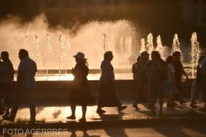 Sărăcia, cel mai mare inamic în fața caniculei. Despre dreptul la climatizare