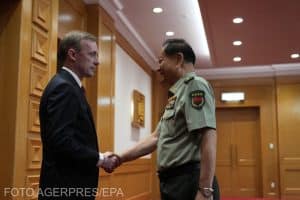 Întrevedere rară la Beijing, menită să ţină sub control disputele între SUA și China