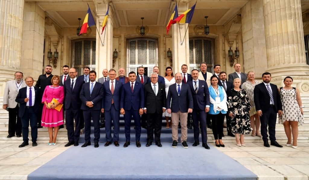 George Simion (AUR), la masa rotundă „Prietenia Româno-Polonă”: Parteneriatul strategic dintre Polonia și România va deveni realitate – 60m.ro