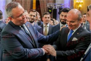 Rareș Bogdan, portretul parvenitului la maturitate – 60m.ro