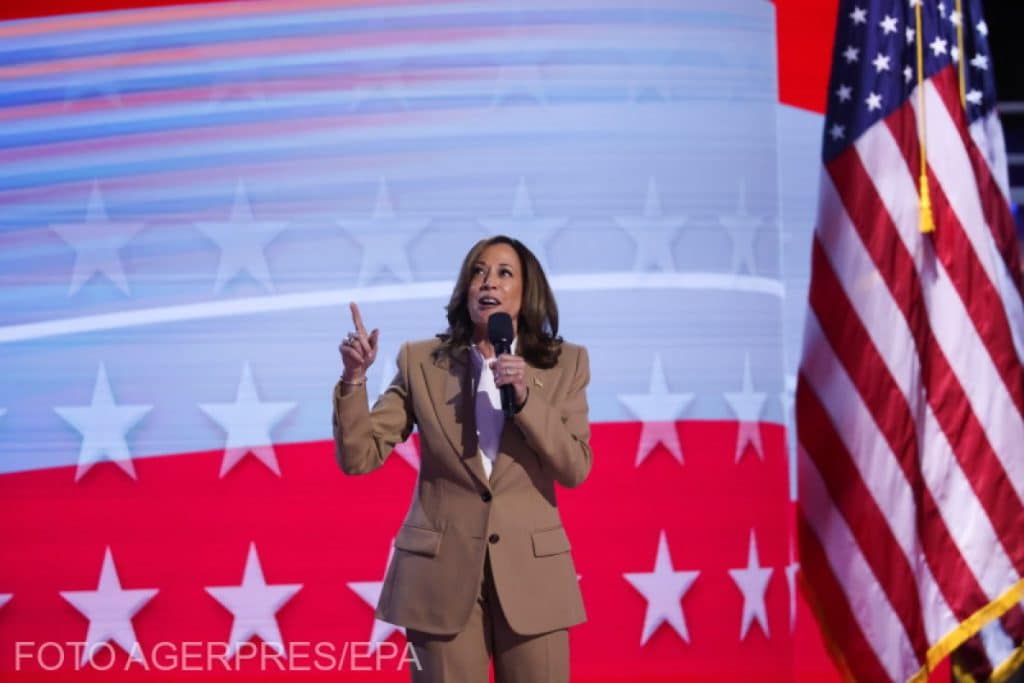 Harris îi cere lui Trump să dezbată cu microfoanele pornite tot timpul