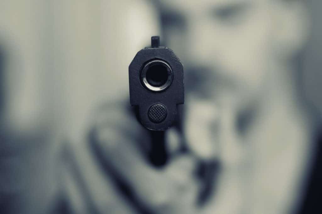 Decizie fără precedent: Autoritățile statului Georgia l-au arestat pe tatăl adolescentului suspectat de atacul armat de la școală