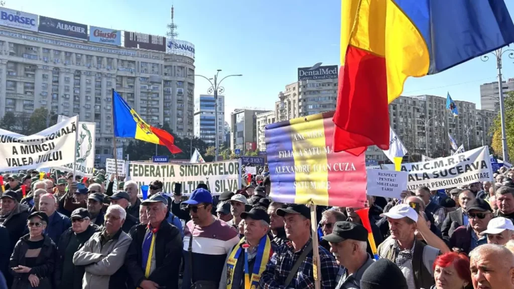 Proteste masive în fața Guvernului! – 60m.ro