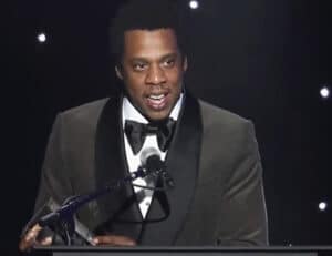 Acuzații grave aduse rapperului Jay-Z. Acesta, împreună cu P. Diddy, ar fi violat o adolescentă