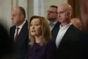 Lasconi contestată în partid pentru alianțele cu PSD-PNL anunțate prematur. S-a distrus încrederea în partid – 60m.ro