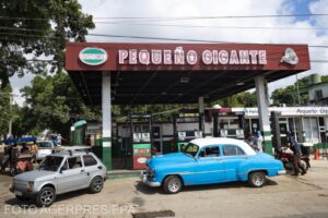 După luni de întreruperi ale curentului electric, Cuba se confruntă acum cu lipsa de combustibil