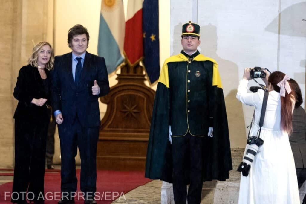 Președintele Argentinei, Javier Milei, a stârnit un val imens de indignare, după ce a primit cetățenie italiană