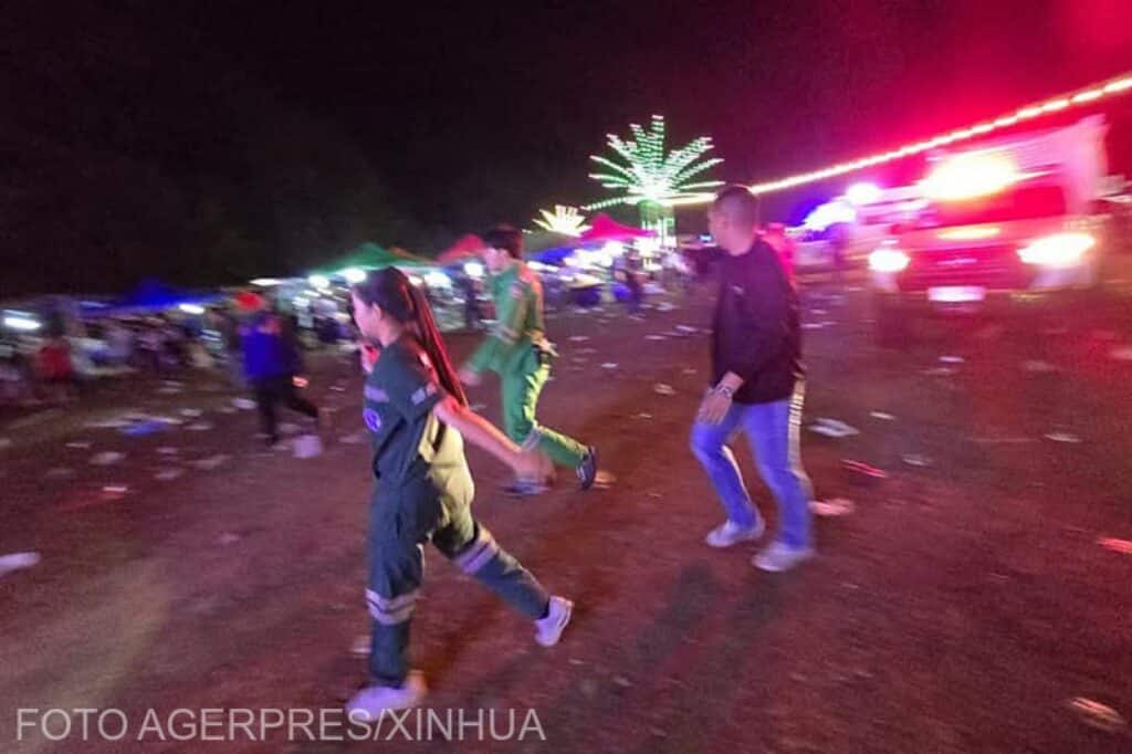 Un explozibil a fost aruncat în mulțime la un festival din Thailanda. Cel puțin trei persoane au murit, peste 40 au fost rănite