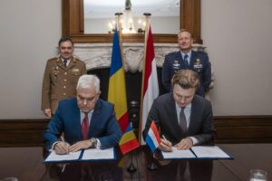 Ministrul Apărării, Angel Tîlvăr, a semnat scrisorea de intenție privind Centrul European de Instruire F-16 din România