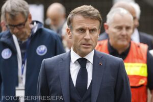 Președintele francez Macron a ajuns în Mayotte, după ce ciclonul Chido a devastat arhipelagul