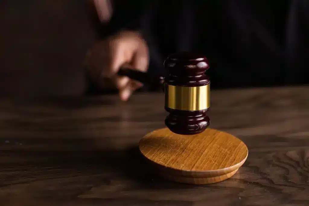 Nouă decizie a mafiei de la CCR: pensiile speciale nu se taie, rămân mari – 60m.ro