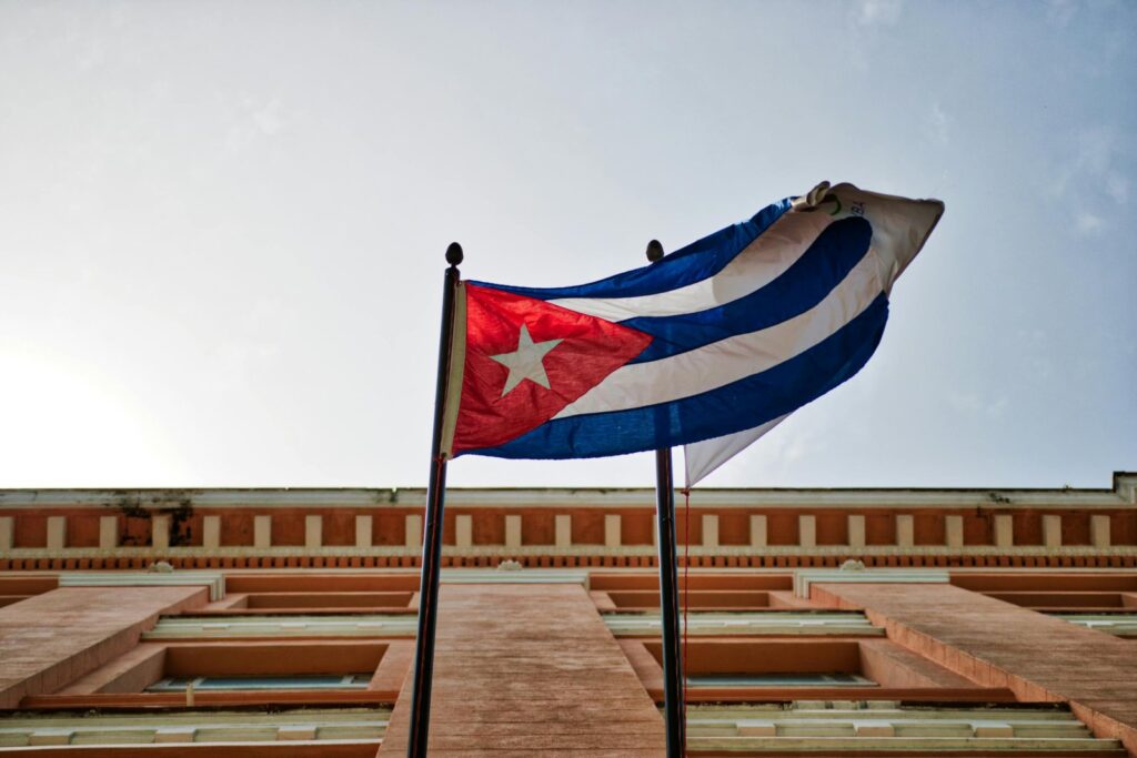 Zeci de mii de cubanezi protestează împotriva sancțiunilor SUA, îngrijorați de o posibilă înăsprire sub administrația Trump