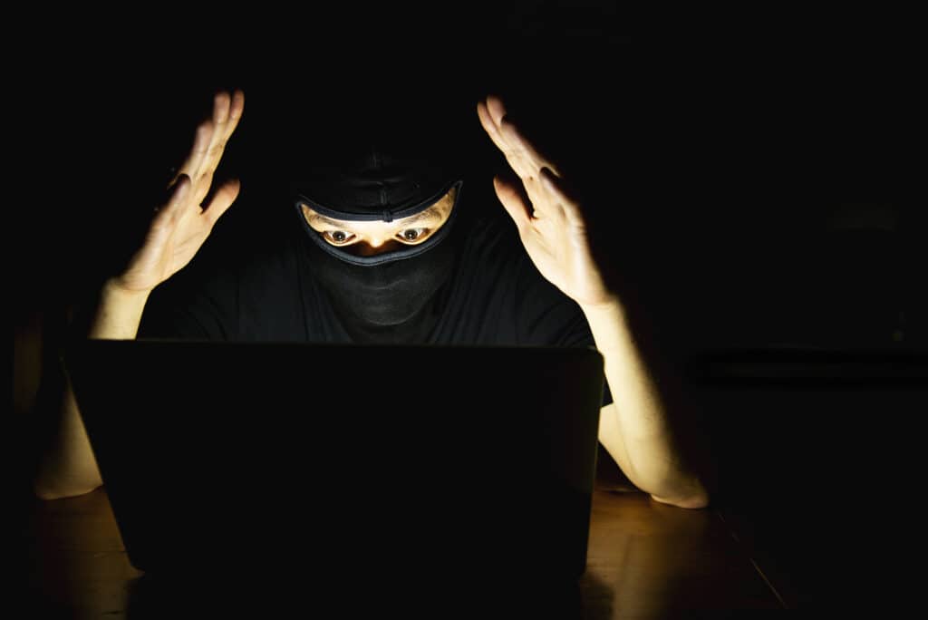 Celulă de propagandă jihadistă, destructurată de carabinierii italieni