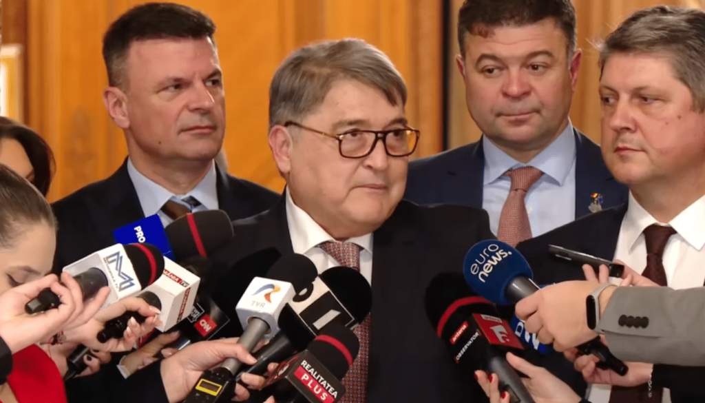 Politolog român din Elveția: Întrebați orice membru al corpului diplomatic de la Berlin sau Viena, Emil Hurezeanu nu este nici respectat și nici apreciat – 60m.ro