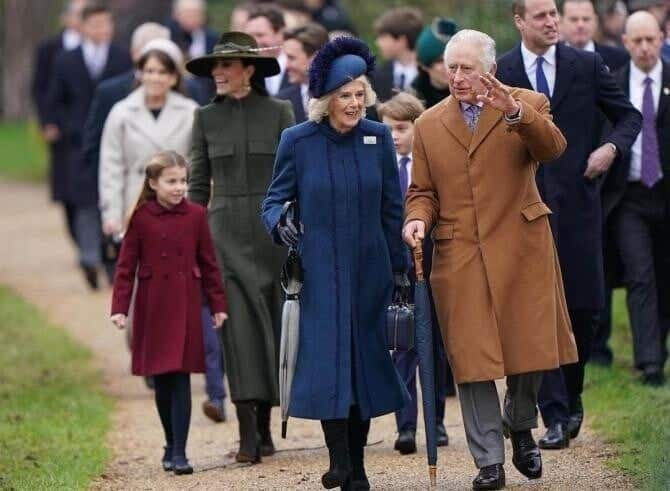 Familia regală britanică, prezentă la tradiţionala slujbă de Crăciun de la Sandringham