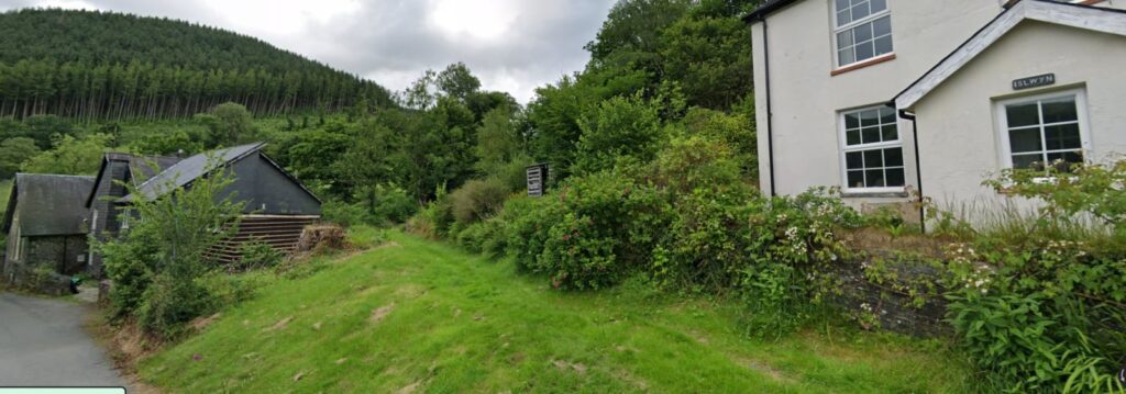 Un cuplu de milionari a cumpărat o localitate întreagă și a mărit chiriile. Ce a urmat le-a depășit orice așteptare