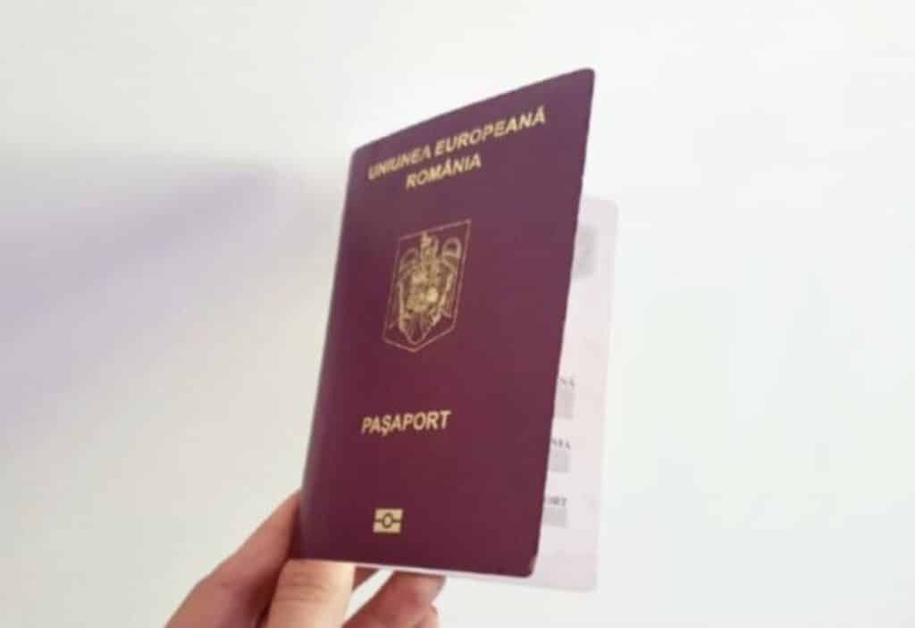 Locul pe care se află România în topul celor mai puternice pașapoarte în 2025