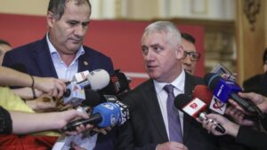 Lacheul lui Ciolacu, atac la românii care protestează în stradă – 60m.ro