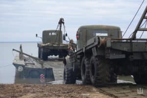 În așteptarea revenirii lui Trump la putere, Ucraina și Rusia se lovesc reciproc