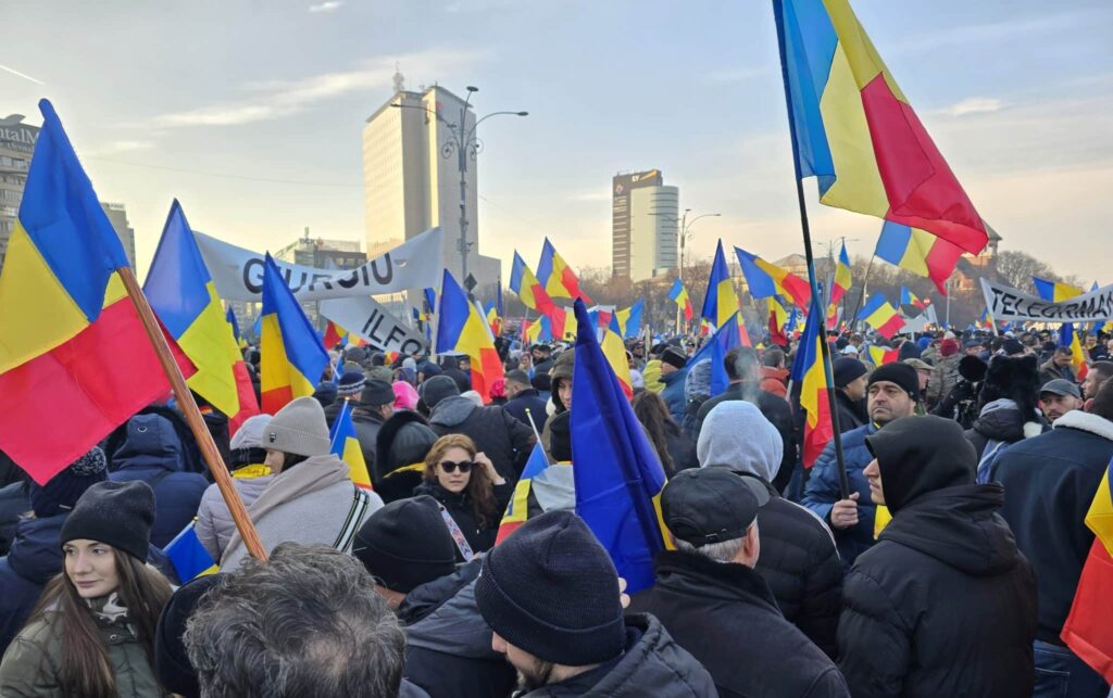 Se anunță proteste în toată România după manifestația de 150.000 de la București. „Nu vom renunța până nu pleacă!” – 60m.ro