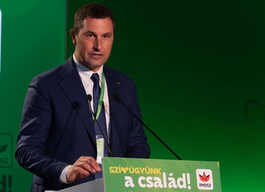 Adio plăți cash!? Ministrul Finanțelor are un plan pentru reducerea plăților cu bani cash – 60m.ro