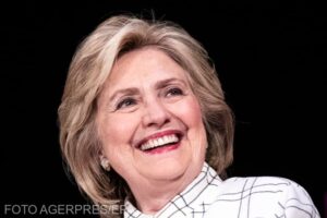 Hillary Clinton, criză de râs în timp ce Trump anunța că schimbă denumirea Golfului Mexic / video