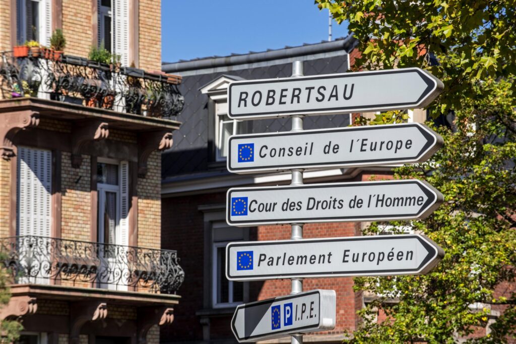 Cadavrul unei femei, găsit într-un hotel din inima Cartierului European din Bruxelles, după mai multe săptămâni de la deces