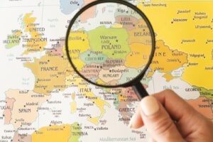 Polonia taie banii pentru ucraineni. Examinare de urgență în Guvern