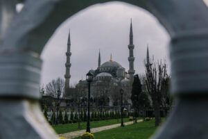 O moschee din Suedia este folosită de Iran pentru spionaj, acuză guvernul de la Stockholm