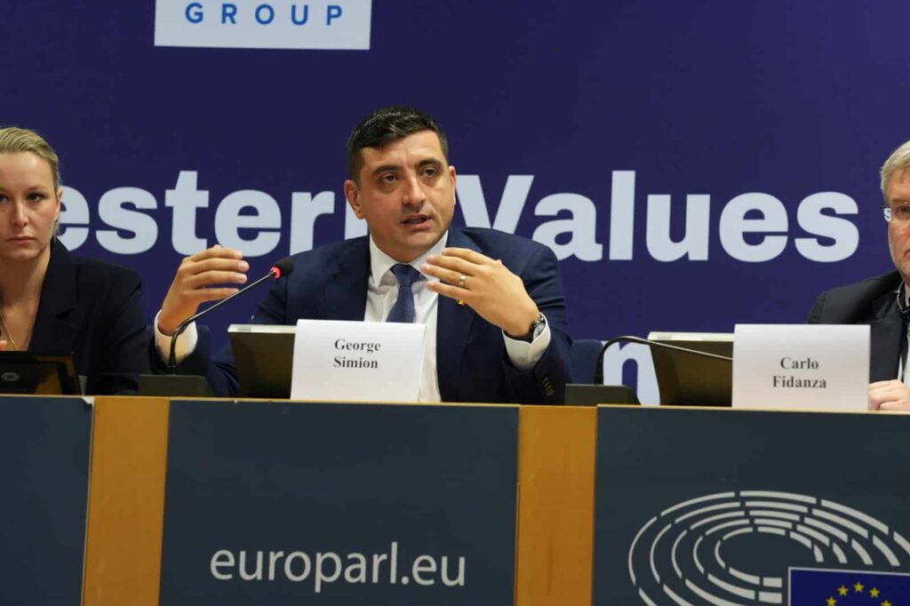 Președintele AUR, George Simion: Comisia de la Veneția a cerut o întrevedere cu parlamentarii AUR pe tema comasării și fraudării alegerilor, dar Senatul a sabotat întâlnirea! – 60m.ro