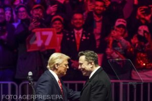 Mii de persoane au fost concediate din guvernul SUA, în timp ce Trump și Musk iau la puricat angajații federali