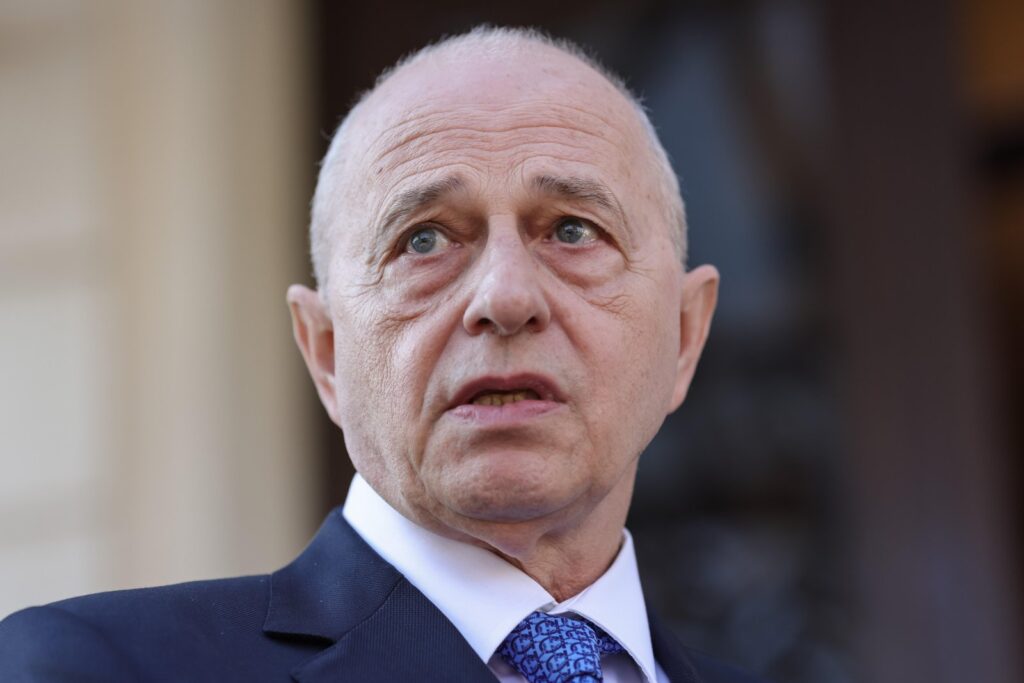 Mircea Geoană trage concluziile, după ce Vance a „readus cazul României în atenţia lumii întregi“