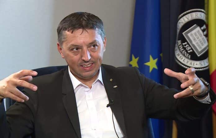 AUR: Ministrul Educației îi sfidează pe români! Daniel David ignoră invitația AUR pentru o dezbatere în Parlament – 60m.ro