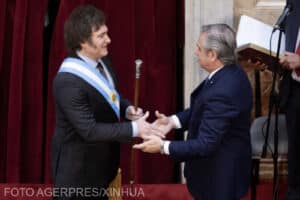 Fost preşedinte argentinian, trimis în judecată pentru violență împotriva partenerei